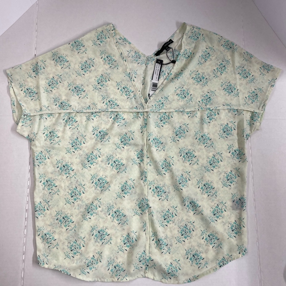 Harve Benard Cream and Blue Floral Blouse